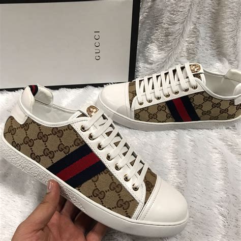 zapatos deportivos gucci hombre|tenis gucci precio.